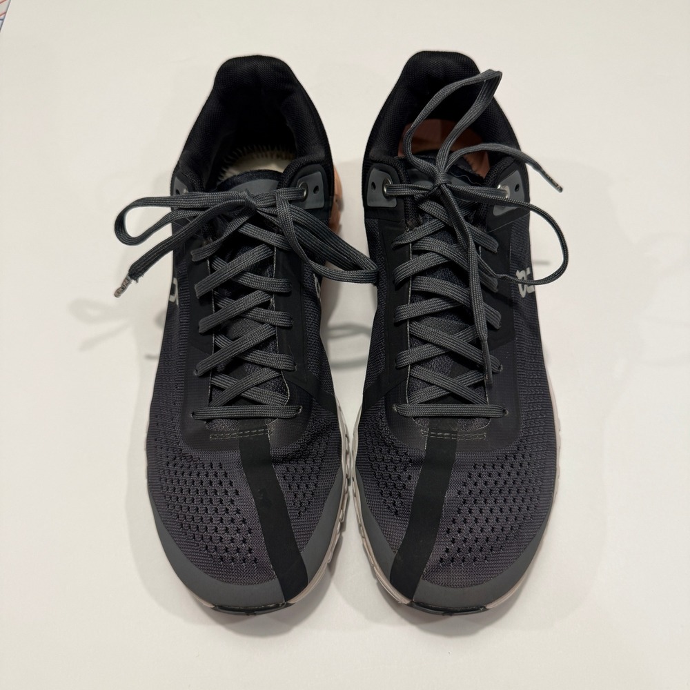 On Cloudflow Running Shoes Women 9 Black Rose Swiss Engineering Helion - Picture 2 of 11